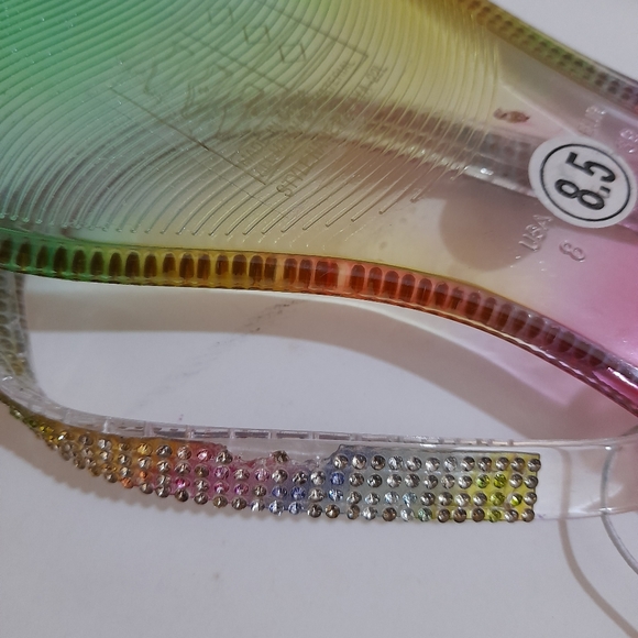 ● Mudd | Rainbow Sandals (Flawed) - Picture 7 of 8